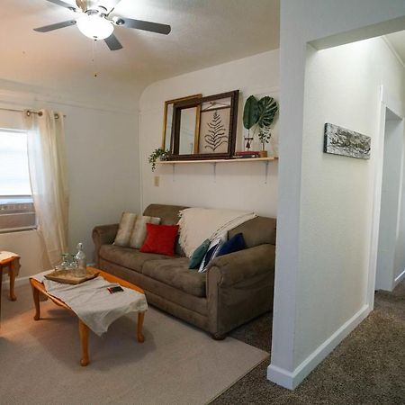 2 Bedroom Apartment Near Ndsu And Downtown 파고 외부 사진
