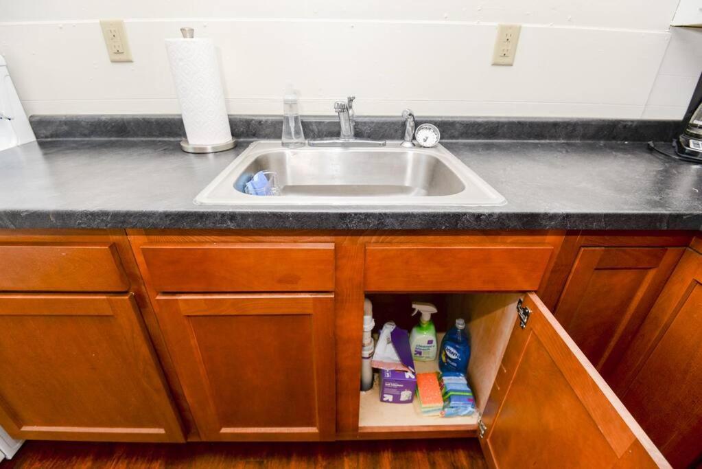 2 Bedroom Apartment Near Ndsu And Downtown 파고 외부 사진
